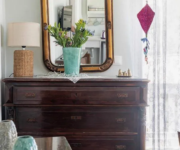 Castel Abaso Boutique By Explore